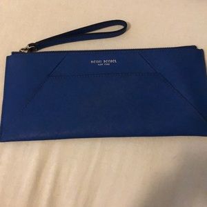 BRAND NEW Henri Bendel wristlet never used